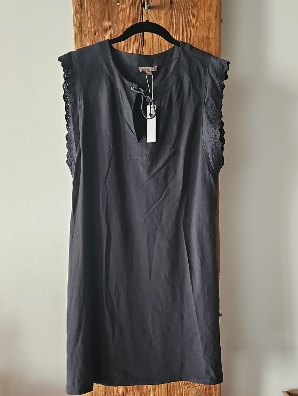 NWT Lilla P Navy Sleeveless Eyelet Trim Vneck Dress 100% Cotton Sz L